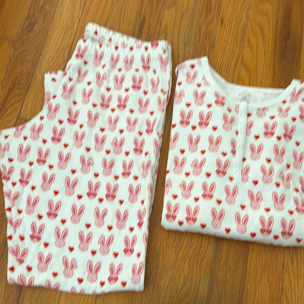 Roberta roller rabbit adult medium PJ. Easter Bunny theme